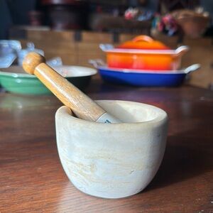 Unique Vintage Standard Trenton mortar & pestle Acid resistant USA made pre 1930